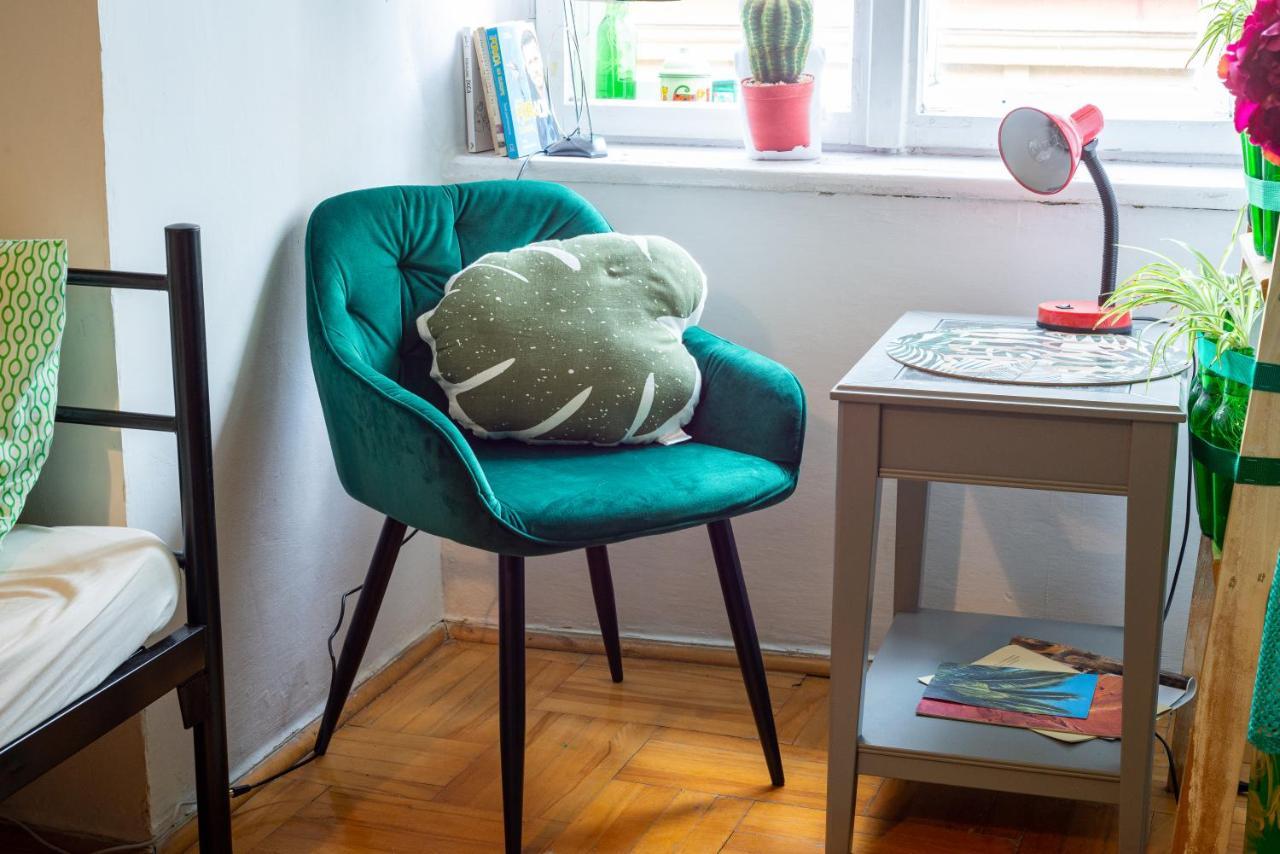 Kazimierz-Good Vibes Apartment For 7 People! คราคูฟ ภายนอก รูปภาพ
