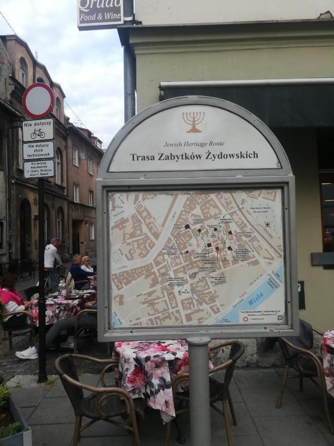 Kazimierz-Good Vibes Apartment For 7 People! คราคูฟ ภายนอก รูปภาพ