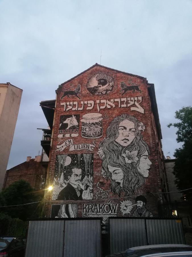 Kazimierz-Good Vibes Apartment For 7 People! คราคูฟ ภายนอก รูปภาพ