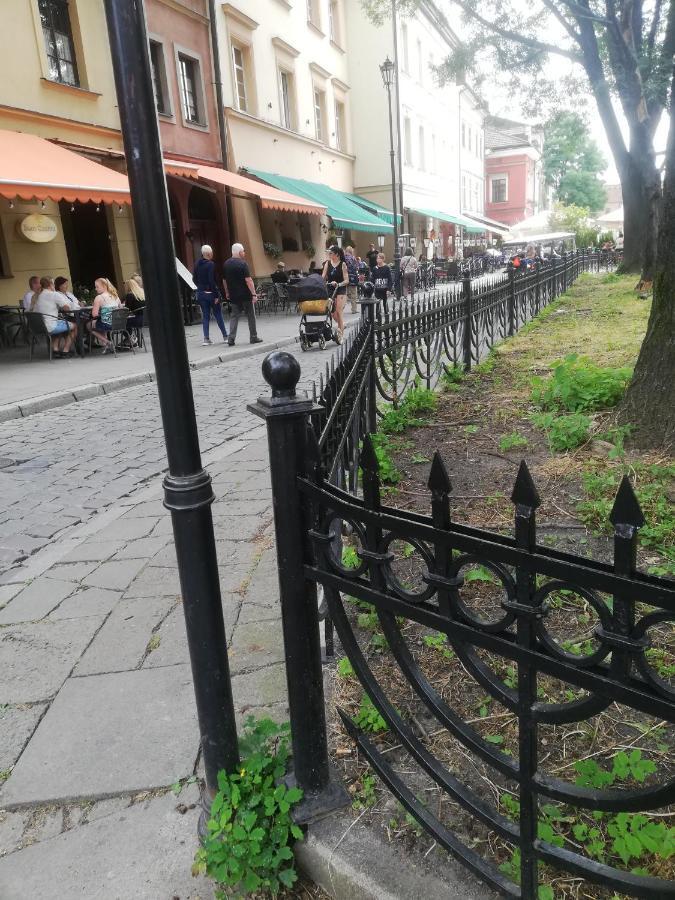 Kazimierz-Good Vibes Apartment For 7 People! คราคูฟ ภายนอก รูปภาพ