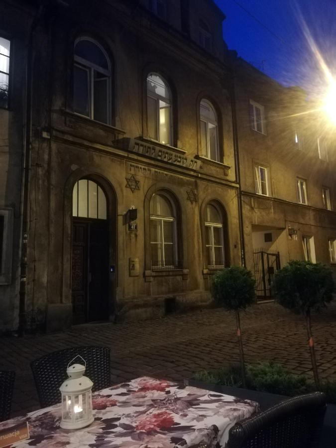 Kazimierz-Good Vibes Apartment For 7 People! คราคูฟ ภายนอก รูปภาพ