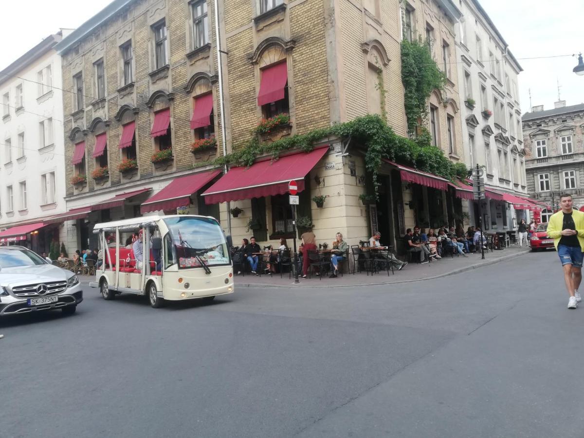 Kazimierz-Good Vibes Apartment For 7 People! คราคูฟ ภายนอก รูปภาพ