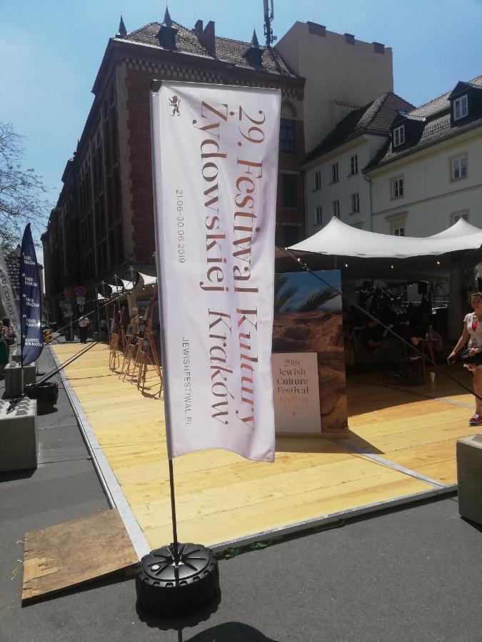 Kazimierz-Good Vibes Apartment For 7 People! คราคูฟ ภายนอก รูปภาพ