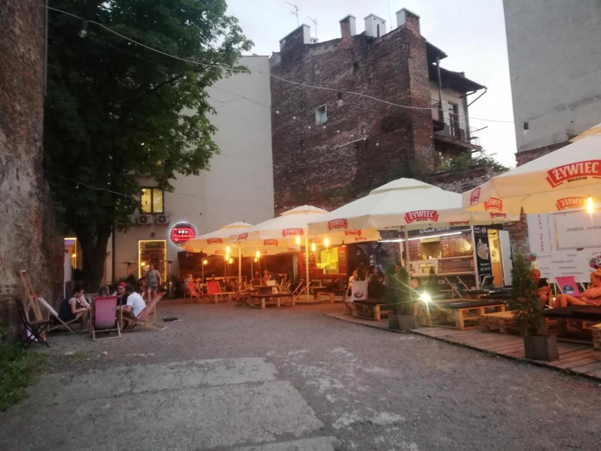 Kazimierz-Good Vibes Apartment For 7 People! คราคูฟ ภายนอก รูปภาพ